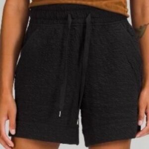 Lululemon Rippled SHR Short
5" Black NWT!  Cross listed on Mercari and Curtsy!